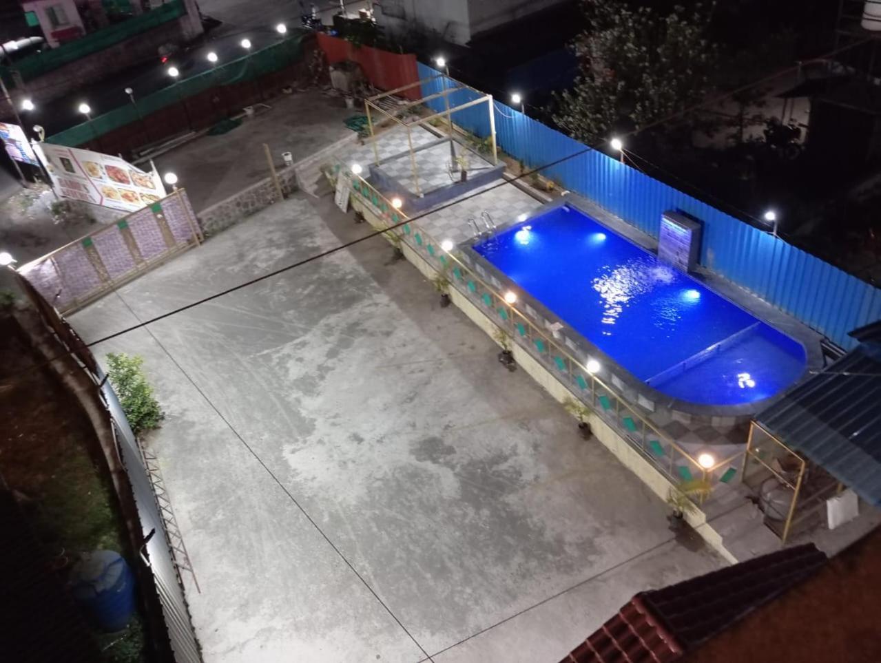 Blue Bell Homestay Лонавала Екстериор снимка
